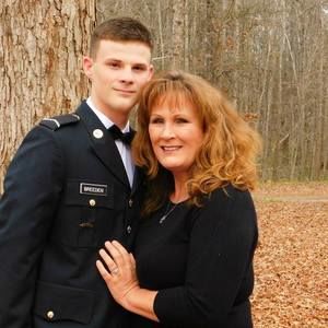 Meet your Posher, April-dawn